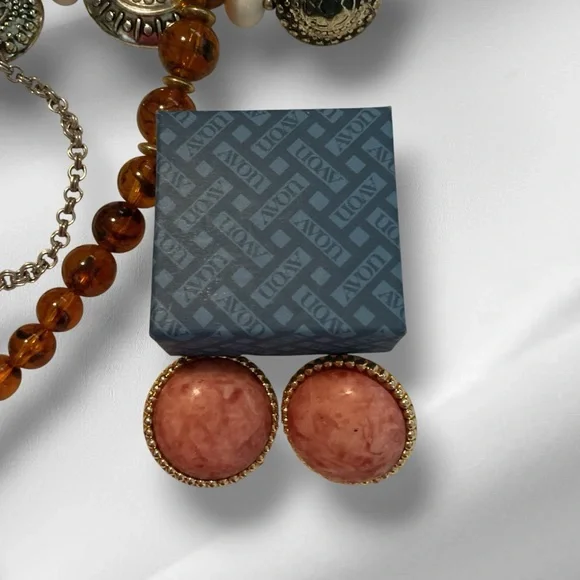 Vintage Avon Jewelry Bundle - Picture 14 of 16